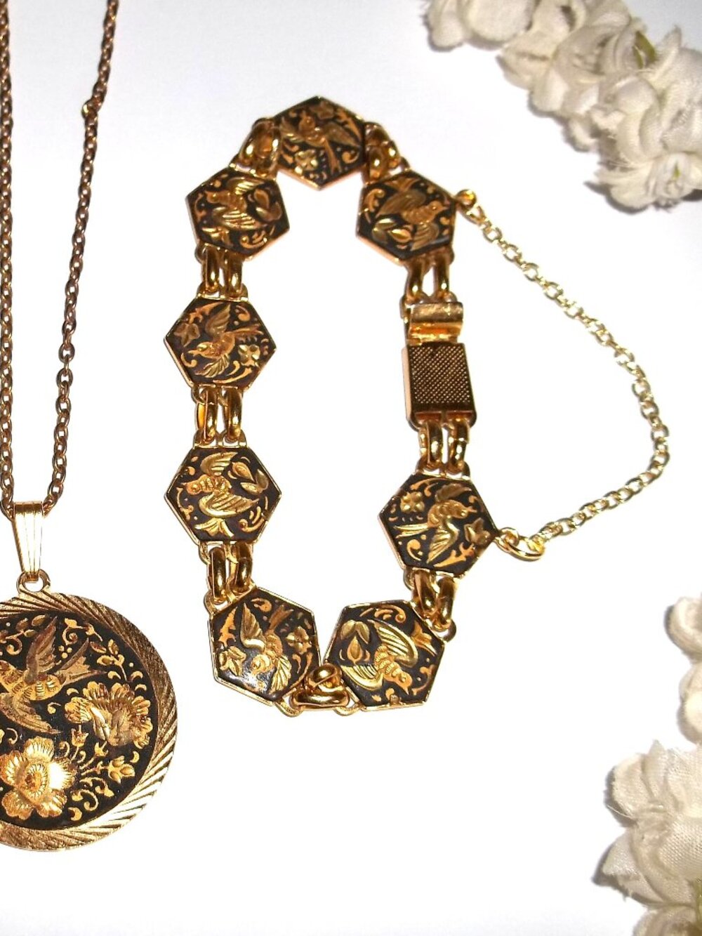 Vintage Damascene Costume Jewelry Set Japanese Style Gold Black Bird Flower D548 - Picture 2 of 8